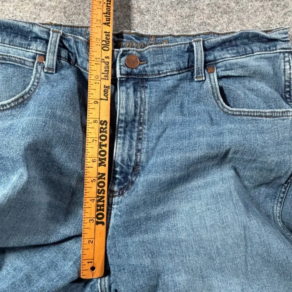 Wrangler Slim Straight Jeans Mens Blue Denim Size 38x32 Cowboy Western Rodeo vtg